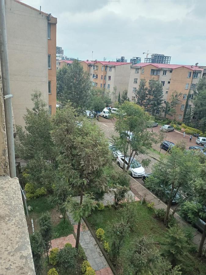 Fully Furnished Condo In The Center Of Addis Abeba Eksteriør bilde